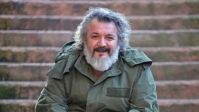 Müfit Can Saçıntı İmzalı "Ters Adam ve Düz Ailesi" İçin Hazırlıklar Sürüyor! haber görseli