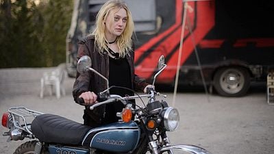 Dakota Fanning ve Evan Rachel Wood'lu "Viena and the Fantomes"dan Fragman! haber görseli