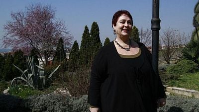 Ayşegül Atik Hayatını Kaybetti haber görseli