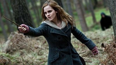 Emma Watson, J.K. Rowling'in Yarattığı Transfobik Tartışmaya Dahil Oldu