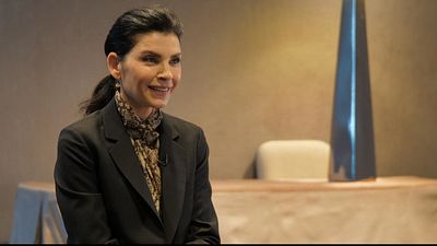 Julianna Margulies, ‘The Morning Show’un Kadrosunda!  haber görseli