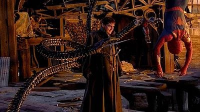 Alfred Molina ve Doctor Octopus Geri Dönüyor! haber görseli