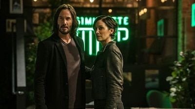 Keanu Reeves, Matrix Resurrections'ın Sinemalarla Aynı Anda Dijitalde Yayınlanmasına Olumlu Bakıyor haber görseli