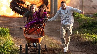 Sandra Bullock ve Brad Pitt'li "The Lost City"den Altyazılı Kamera Arkası Videosu Paylaşıldı haber görseli