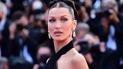 Bella Hadid, 'Ramy'nin Üçüncü Sezon Kadrosunda haber görseli