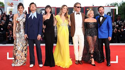 Olaylı Film "Don't Worry Darling" Kadrosu Kırmızı Halıda! haber görseli