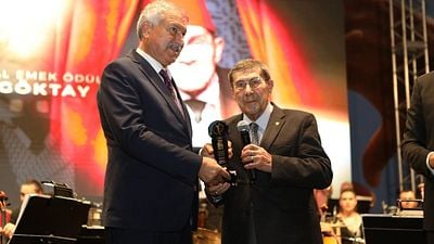 Adana Altın Koza Film Festivali Emek Ödülleri Verildi haber görseli