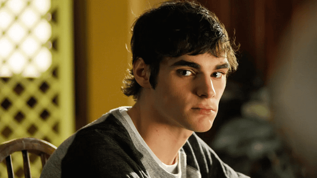 "Breaking Bad" Yıldızı RJ Mitte 34 Yaşında Hayatını Kaybetti! haber görseli