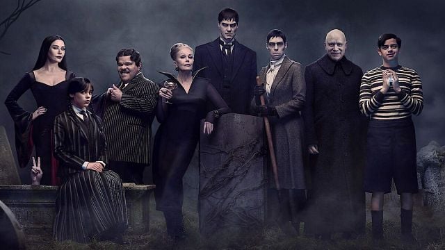 Addams Ailesi’nde Şenlik Var: "Wednesday", 3. Sezon Kadrosuna Yıldız Yağmuru! haber görseli