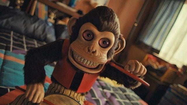 Osgood Perkins, Yeni Stephen King Uyarlaması "The Monkey" Filminden Bir Klip Paylaştı