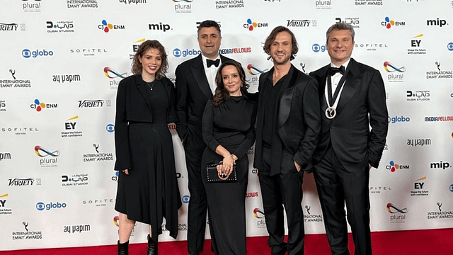 "Deha", Uluslararası Emmy Ödülleri’nde Telenovela Ödülü'nün Sahibi Oldu haber görseli