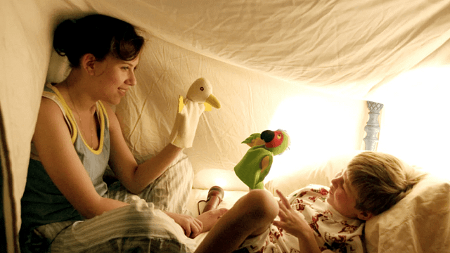 Scarlett Johansson’dan Sürpriz Dönüş: "The Nanny Diaries" Dizisi Çekiliyor haber görseli