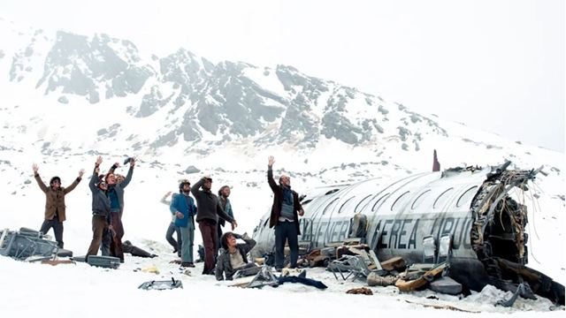 "Kar Kardeşliği" Fragman: And Dağları'nda Gerçek Bir Hayatta Kalma Mücadelesi!