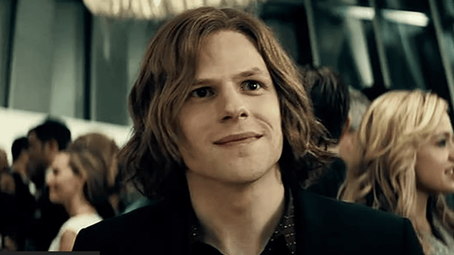 Jesse Eisenberg Lex Luthor Rolünün Kariyerine Zarar Verdiğini Düşünüyor haber görseli