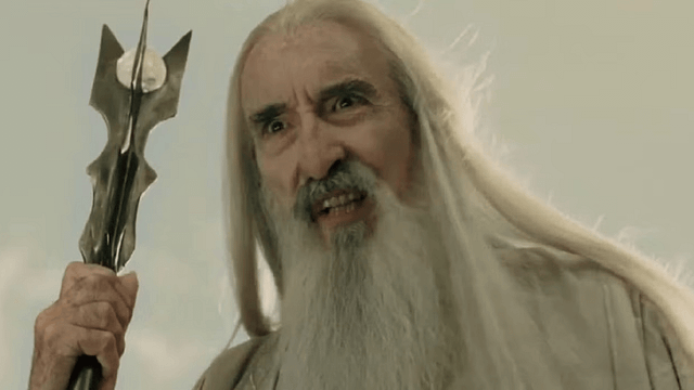 "Kırıldım ve İncindim": Christopher Lee, Peter Jackson’ın "Yüzüklerin Efendisi"yle İlgili O Kararını Hiç Affetmedi! haber görseli