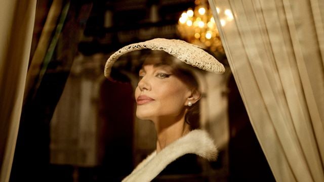 "Maria": Angelina Jolie'nin Opera Sanatçısı Maria Callas'ı Canlandırdığı Filmden İlk Görseller