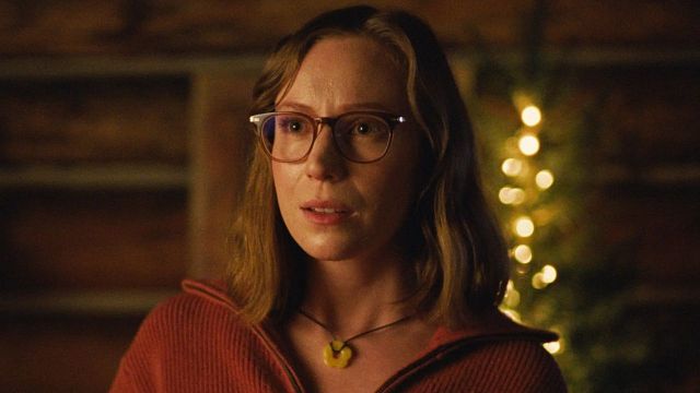 Gillian Anderson ve Hannah Einbinder Başrollü "Teenage Sex and Death at Camp Miasma"dan Fragman Geldi haber görseli