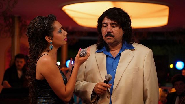 Ata Demirer'in Yeni Filmi "Bursa Bülbülü"nden İlk Kareler! haber görseli