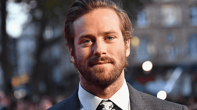 Armie Hammer, Hakkındaki Tartışmalı İddiaların Ardından Hollywood Kariyerine Geri Dönüyor haber görseli