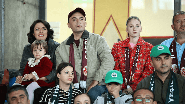 Disney+'ın Giray Altınok ve Ezgi Mola Başrollü Orijinal Filmi "Başka Bir Sen"den Yeni Tanıtım Geldi! haber görseli