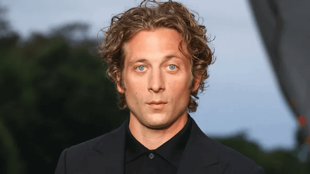 Jeremy Allen White Netflix'in Yeni Dizisinde Başrol Olacak! haber görseli