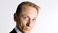 Kriz James Bond'u da Vurdu! haber görseli