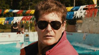 David Hasselhoff'tan Piranalardan Kurtulma Yolları! haber görseli