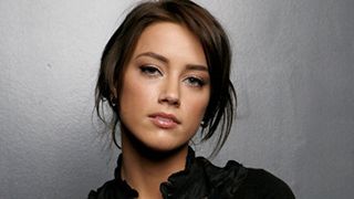 Amber Heard Three Days to Kill Projesinde! haber görseli