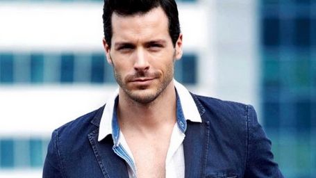 Mustafa Sandal'ın Rolü Carlos'un Oldu haber görseli