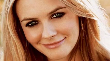 Alicia Silverstone Lifetime'ın Yeni Dizisi 'HR'da haber görseli