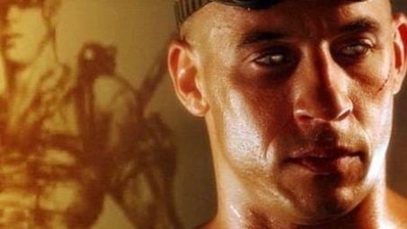 Riddick Filminin Vizyon Tarihi Değişti