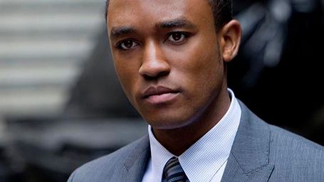 Lee Thompson Young İntihar Ederek Yaşamına Son Verdi haber görseli