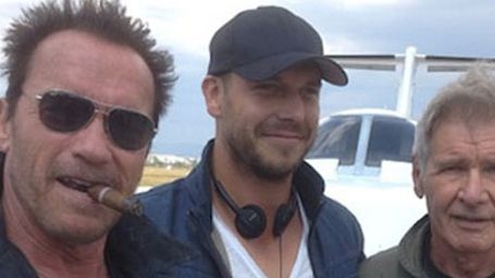Expendables 3, Harrison Ford ve Schwarzenegger’i Bu Fotoğrafta Buluşturdu haber görseli