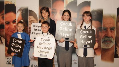 Halam Geldi Filmi Ekibinden İlk Çığlık! haber görseli