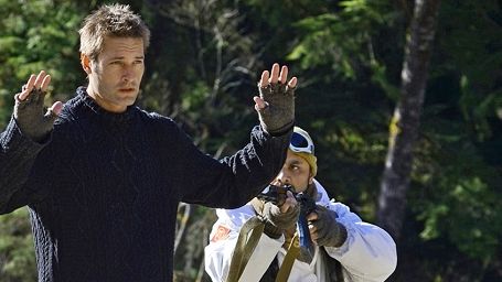Josh Holloway “Intelligence” İle Geri Döndü! haber görseli