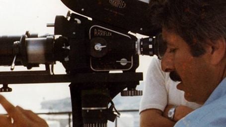 İZ TV Belgeselin Duayeni 'Suha Arın'ı Anıyor haber görseli