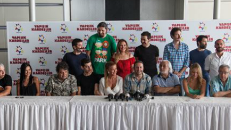 İlker Ayrık Yönetmenliğe Soyundu haber görseli