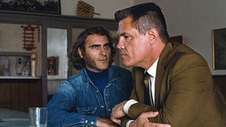 Joaquin Phoenix ile Josh Brolin Poz Kesti! haber görseli