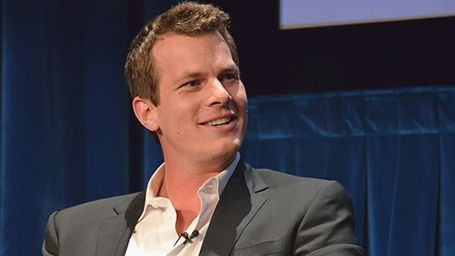 Jonathan Nolan, Ünlü Bilim Kurgu Serisini Televizyona Uyarlıyor haber görseli