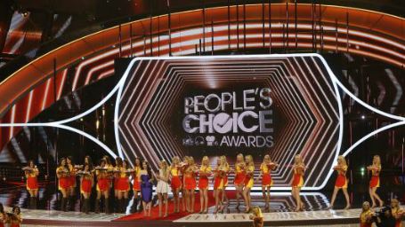 2015 People's Choice Awards Ödülleri Sahiplerini Buldu