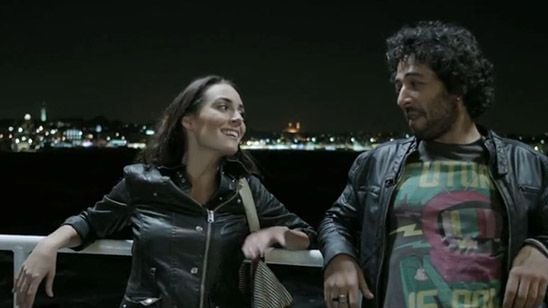 Mert Fırat'tan "Bana Göre Değil" haber görseli