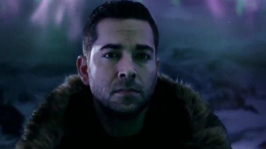 Heroes Reborn Setinden Gülümseten Fotoğraf haber görseli