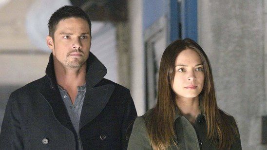 Beauty and the Beast 3. Sezon Fragmanını Yayınladı! haber görseli