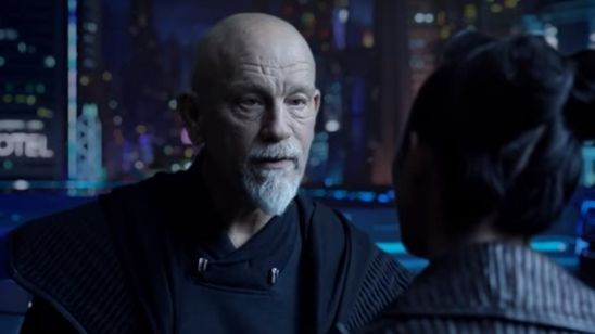 John Malkovich'den Asla Göremeyeceğiniz Bir Film! haber görseli
