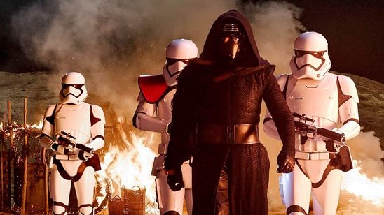 Star Wars: Güç Uyanıyor Fragmanları Tek Videoda! haber görseli