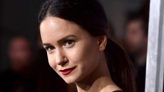 Katherine Waterston Alien: Covenant'a Katıldı! haber görseli
