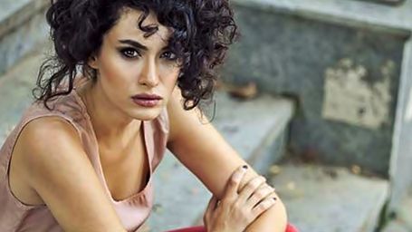 Her Şey Aşktan'ın Güzel Yıldızı Hande Doğandemir! haber görseli