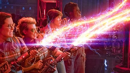 Yaz Filmlerinden Yeni Fotoğraflar Geldi! haber görseli