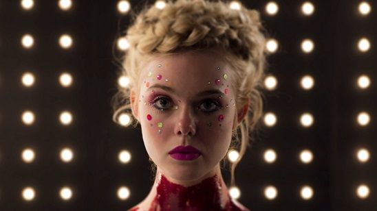 The Neon Demon Filminden Yeni Klip Geldi! haber görseli