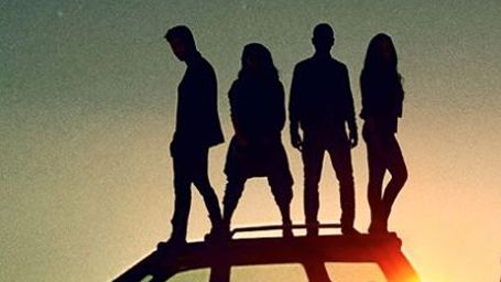 Power Rangers'tan Resmi Poster Geldi! haber görseli